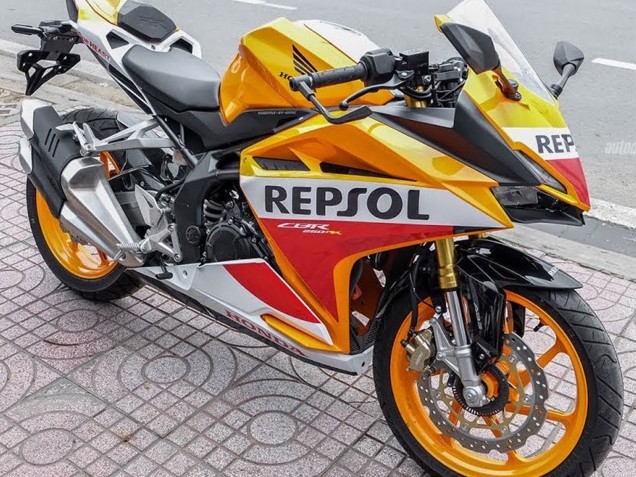 Honda CBR250RR Motorrad Verkleidung 2017-2022 - Gelb Weiss Rot Repsol