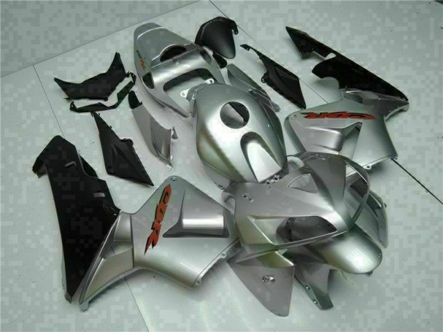 Silber 05-06 Honda CBR600RR Motorrad Verkleidungen Silber 05-06 Honda CBR600RR Motorrad Verkleidungen